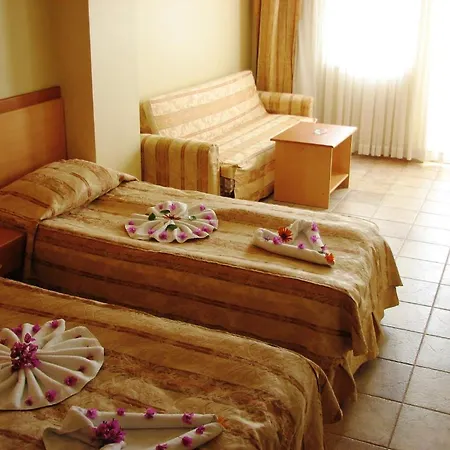 & Thermal Thermemaris מלון