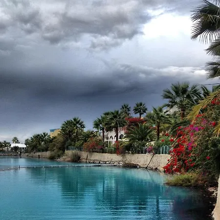 & Thermal Thermemaris מלון