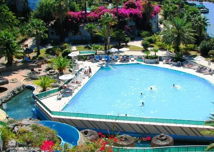 & Thermal Thermemaris 4*